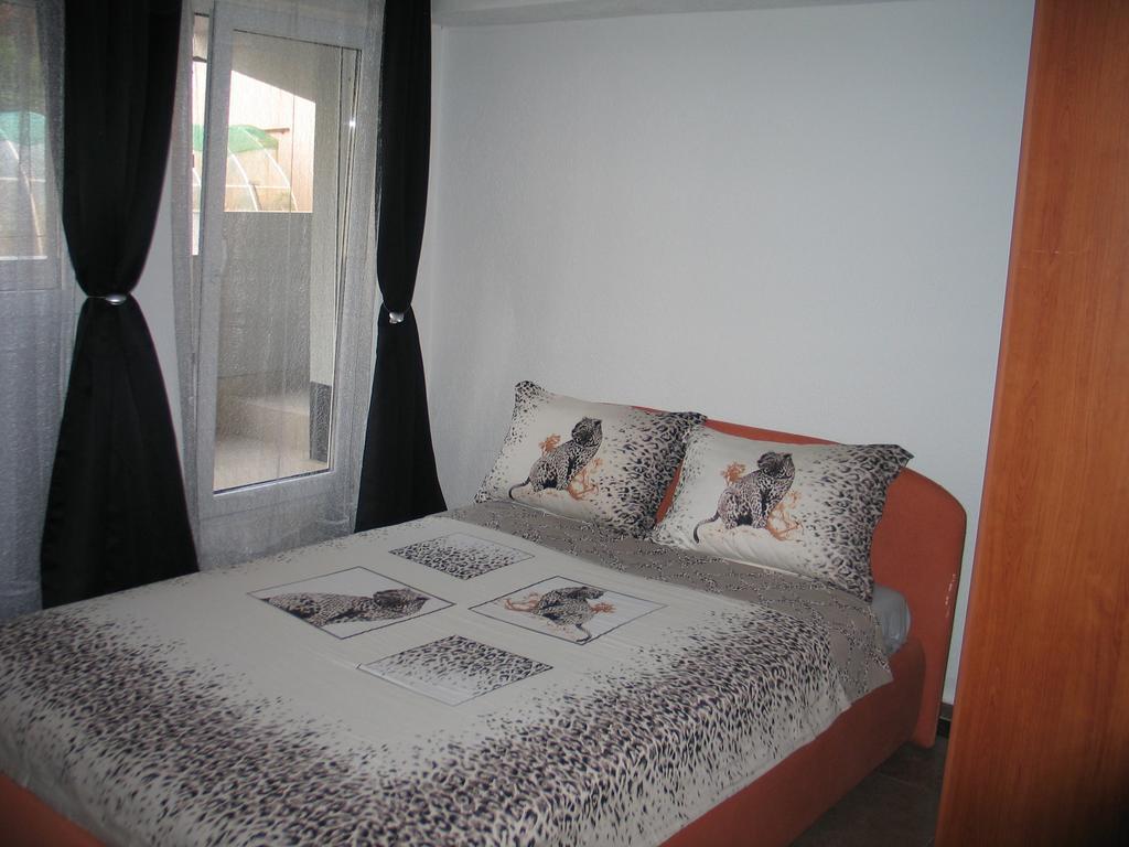 Guest House Dena Dobra Voda Exterior foto