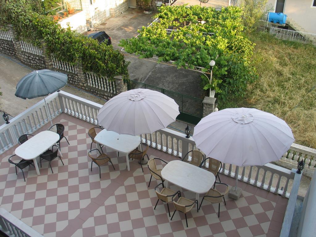 Guest House Dena Dobra Voda Exterior foto