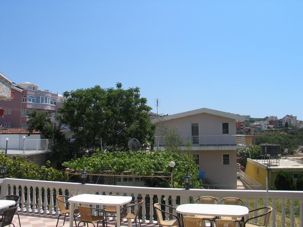 Guest House Dena Dobra Voda Exterior foto